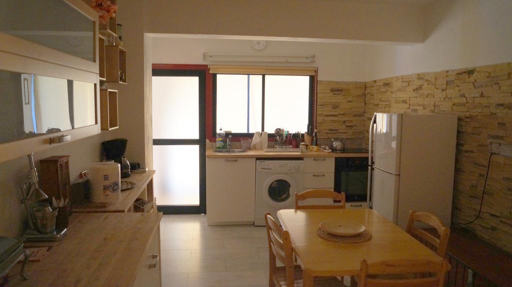 Destalo Court Larnaca Apartment Εξωτερικό φωτογραφία